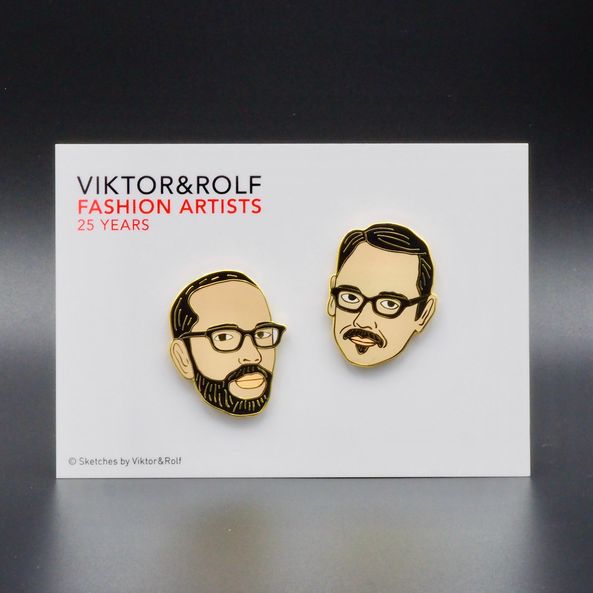 Viktor & Rolf Pins, Gezichten in Outline op gift card