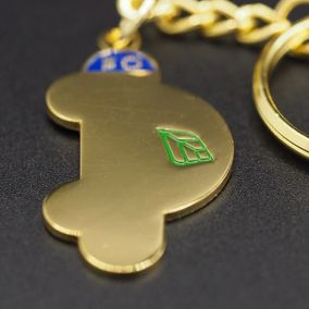 Maatwerk sleutelhangers auto gemeente Apeldoorn pinspassion.nl