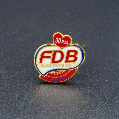 FDB Pins met hart 30 Jaar jubileum