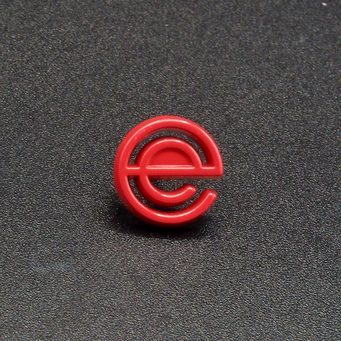 Zinc alloy en ijzeren pins Pin's Passion Nederland