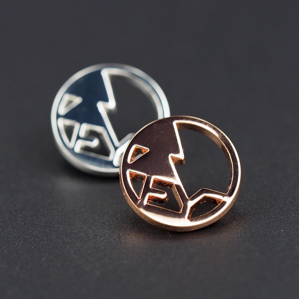 Zinc alloy en ijzeren pins Pin's Passion Nederland