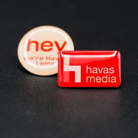 Pin's Passion-Havas-Lemz-Havas-Media-Zijdeglans-Filmprint-Pins
