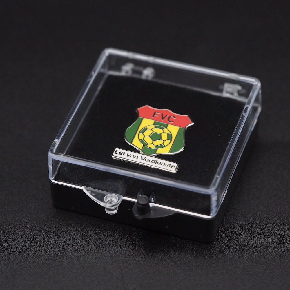 Pin's-Passion-PVC-giftbox-Speld