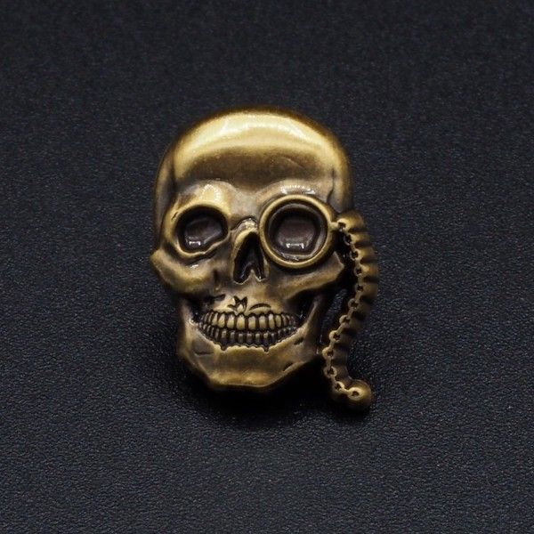 Les Barons Skull in 3-D Reliëf