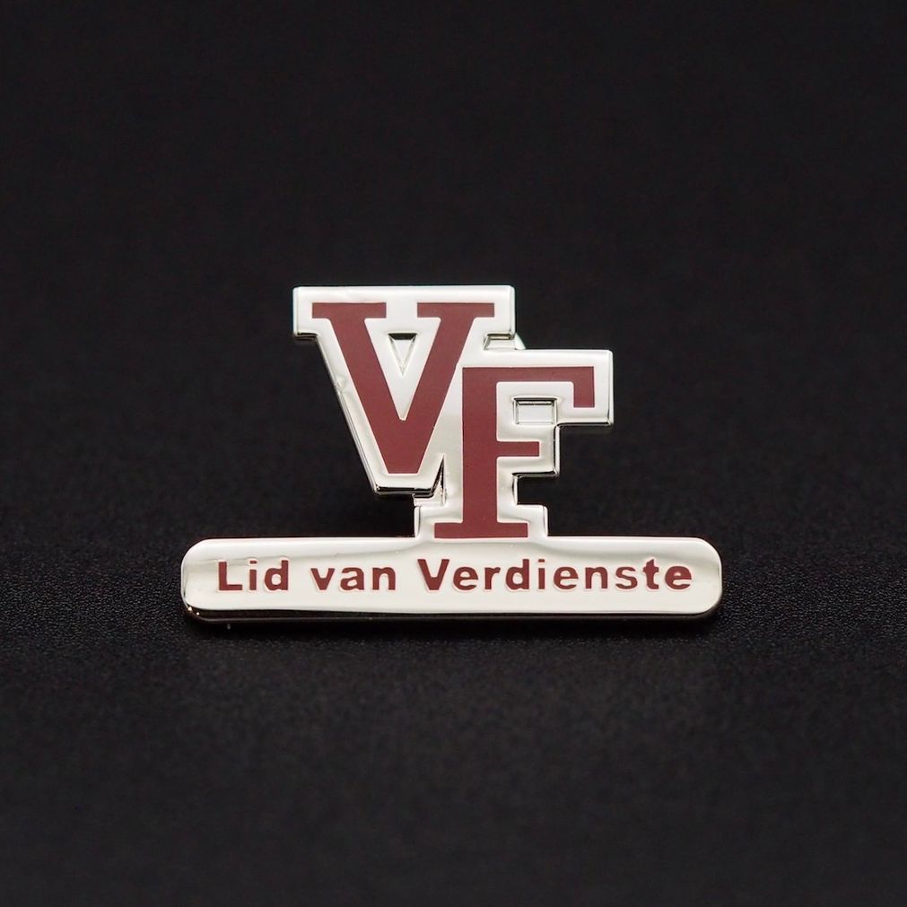 Pin's Passion-Vennep-Flyers-Lid van Verdienste Speld-Unieke Spelden
