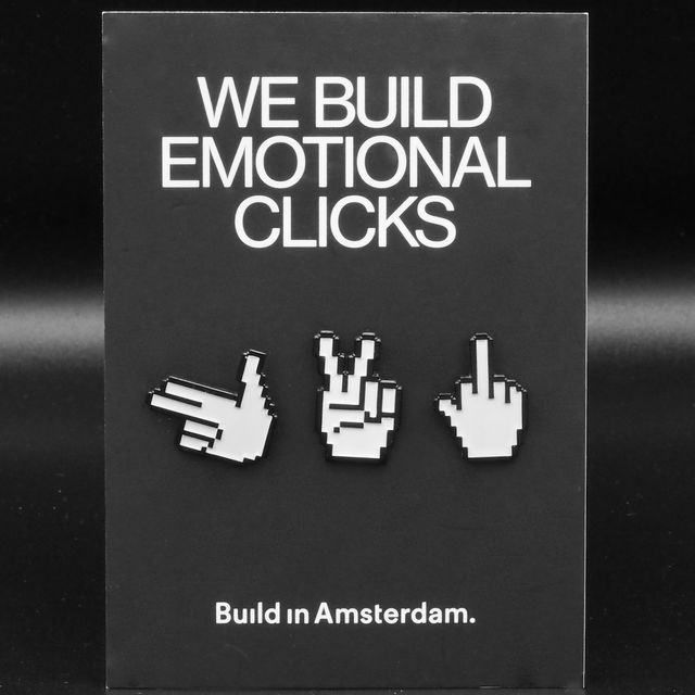 Build Amsterdam Pins op Gift card - Speldjes in de vorm van handen