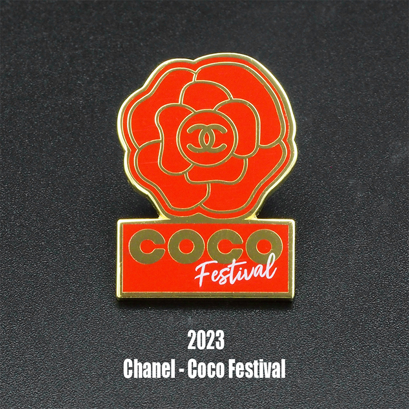 Coco Chanel Logo Speld - Chanel Logo in Roos - Coco Chanel Festival