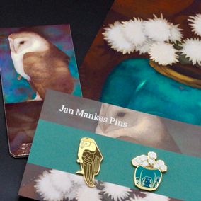 Museum MORE Pins - Jan Mankes Speldjes op gift card - Pin's Passion - Grote uil op scherm - Gemberpot met Chrysanten - Koper Warm Geëmailleerde Pins in Goud verguldsel