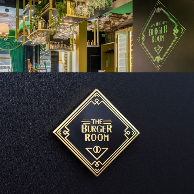 The burger Room met foto van Restaurant, Bar