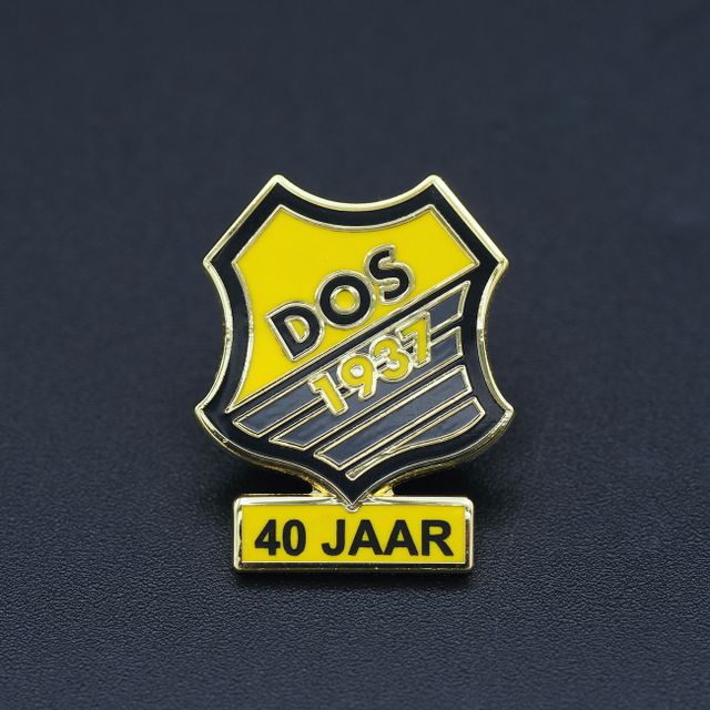 DOS 1937, Logo met schild 40 Jaar