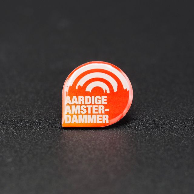 Pin's Passion-Aardige-Amsterdammer-Red-Zijdeglans-Filmprint-Pins